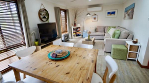 Clifton Cottage by Experience Jervis Bay